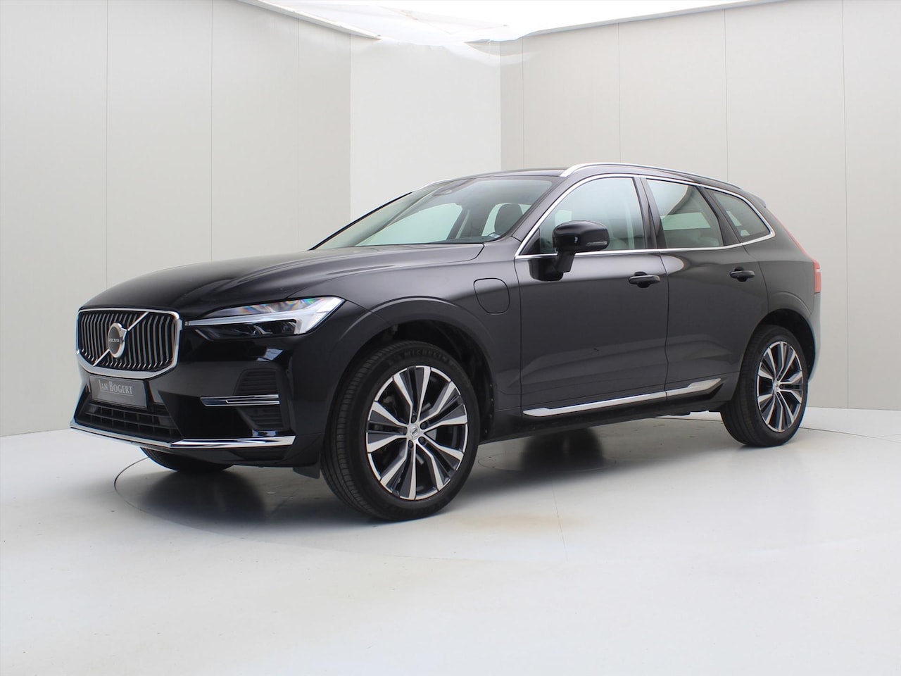 Volvo XC60 - T6 Twin Engine 340pk Geartronic AWD Inscription [ TREKHAAK+PANO+H&K+LED+STOELVERWARMING ] - AutoWereld.nl