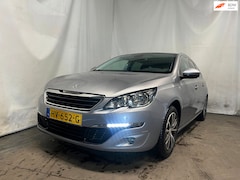 Peugeot 308 SW - 1.2 PureTech Style SCHADEAUTO