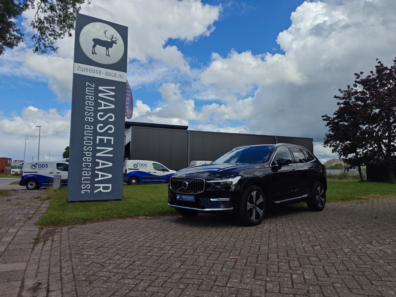Volvo XC60 - T6 Plug-in hybrid AWD Plus Bright | Rijklaarprijs | Trekhaak | - AutoWereld.nl