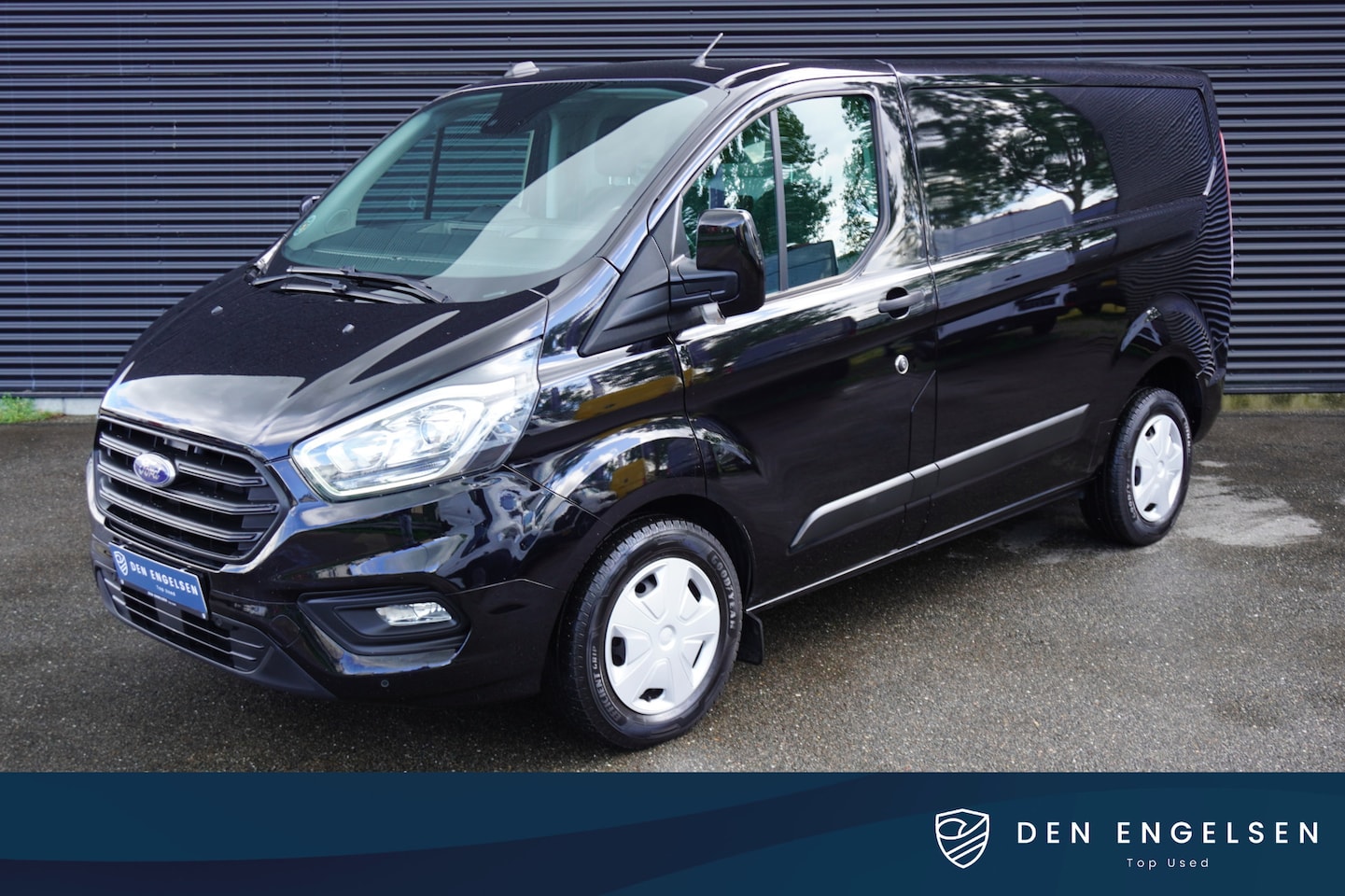 Ford Transit Custom - 131pk Automaat L1H1 Trekhaak Airco Cruise control Parkeersensoren Stoelverwarming Bluetoot - AutoWereld.nl