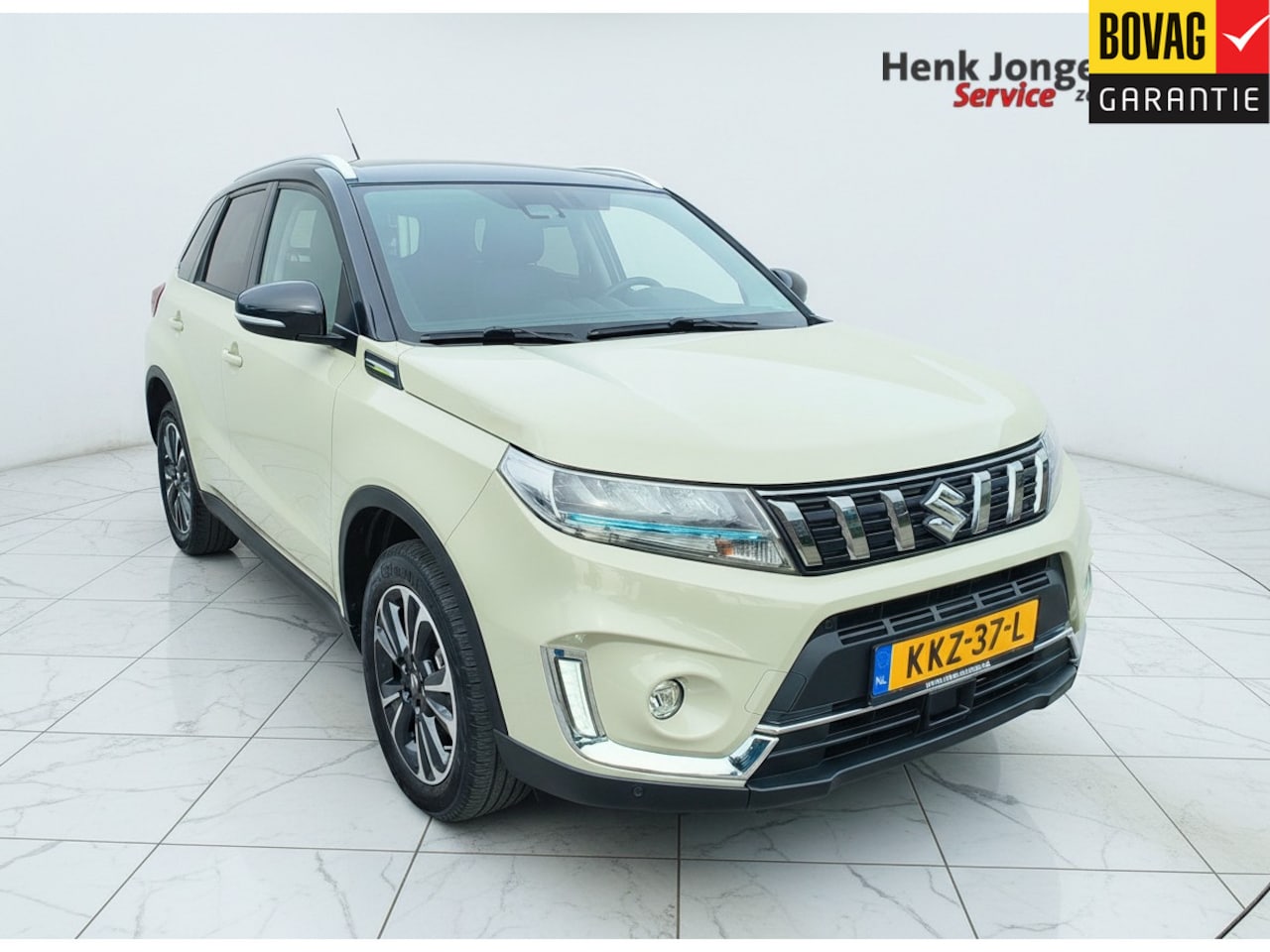 Suzuki Vitara - 1.5 Hybrid Style Automaat Panoramadak uit 2023 Rijklaar + Fabrieksgarantie Henk Jongen Aut - AutoWereld.nl