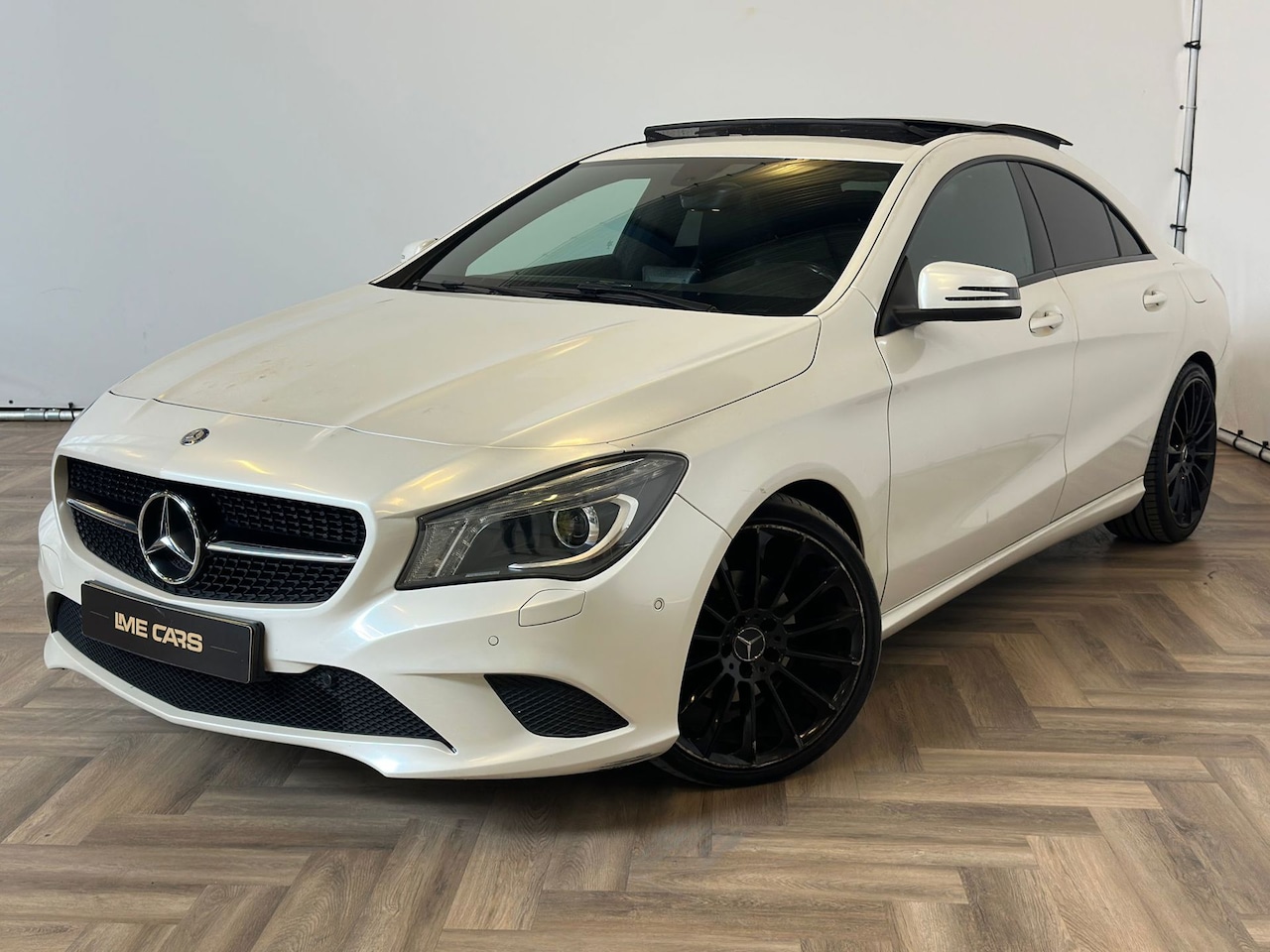 Mercedes-Benz CLA-Klasse - 200 Edition 1|AUTOMAAT|PANO| - AutoWereld.nl