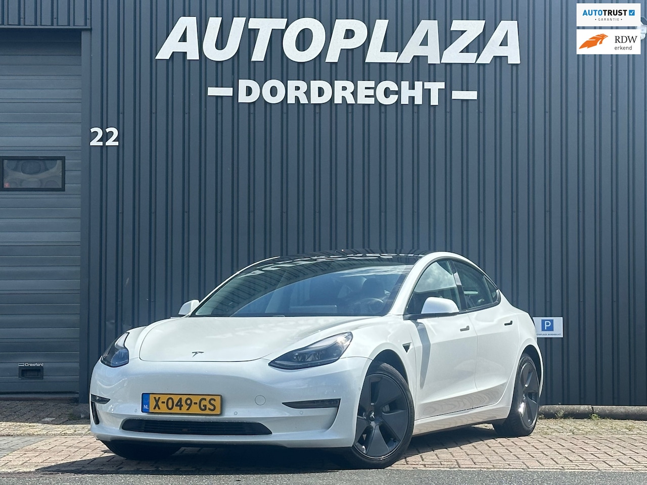 Tesla Model 3 - Long Range RWD Long Range AWD 75 kWh WARMTEPOMP| SOH 93.2 % - AutoWereld.nl