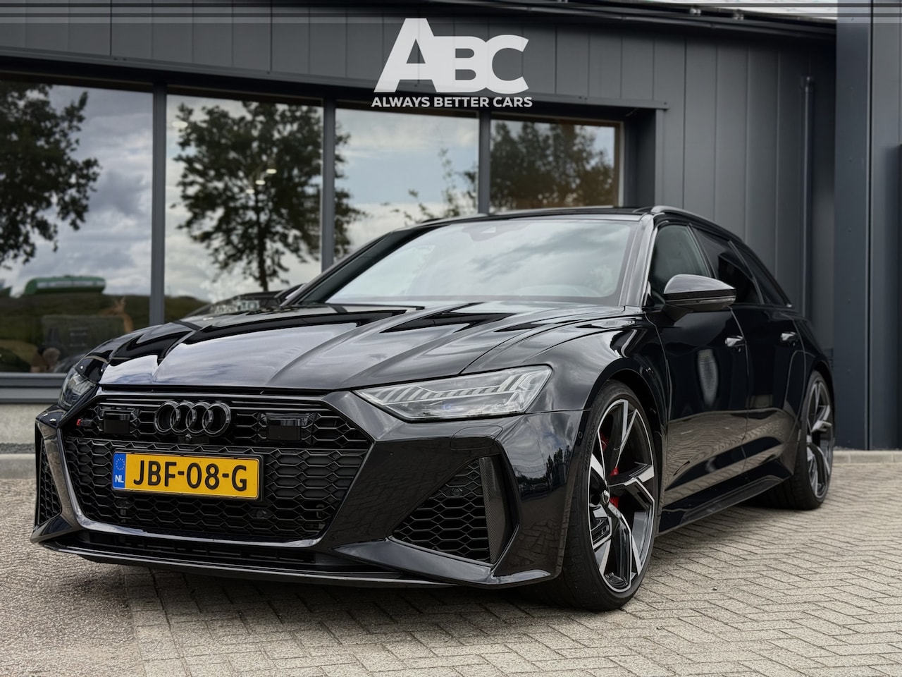 Audi A6 Avant - RS 6 TFSI quattro Pano HUD Sebring Black Crystal - AutoWereld.nl