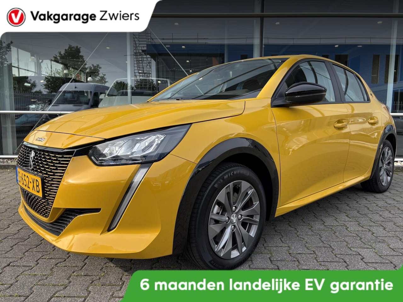 Peugeot e-208 - EV Active Pack 50 kWh| 3-Fase SOH 99% Navi|Apple Carplay - AutoWereld.nl