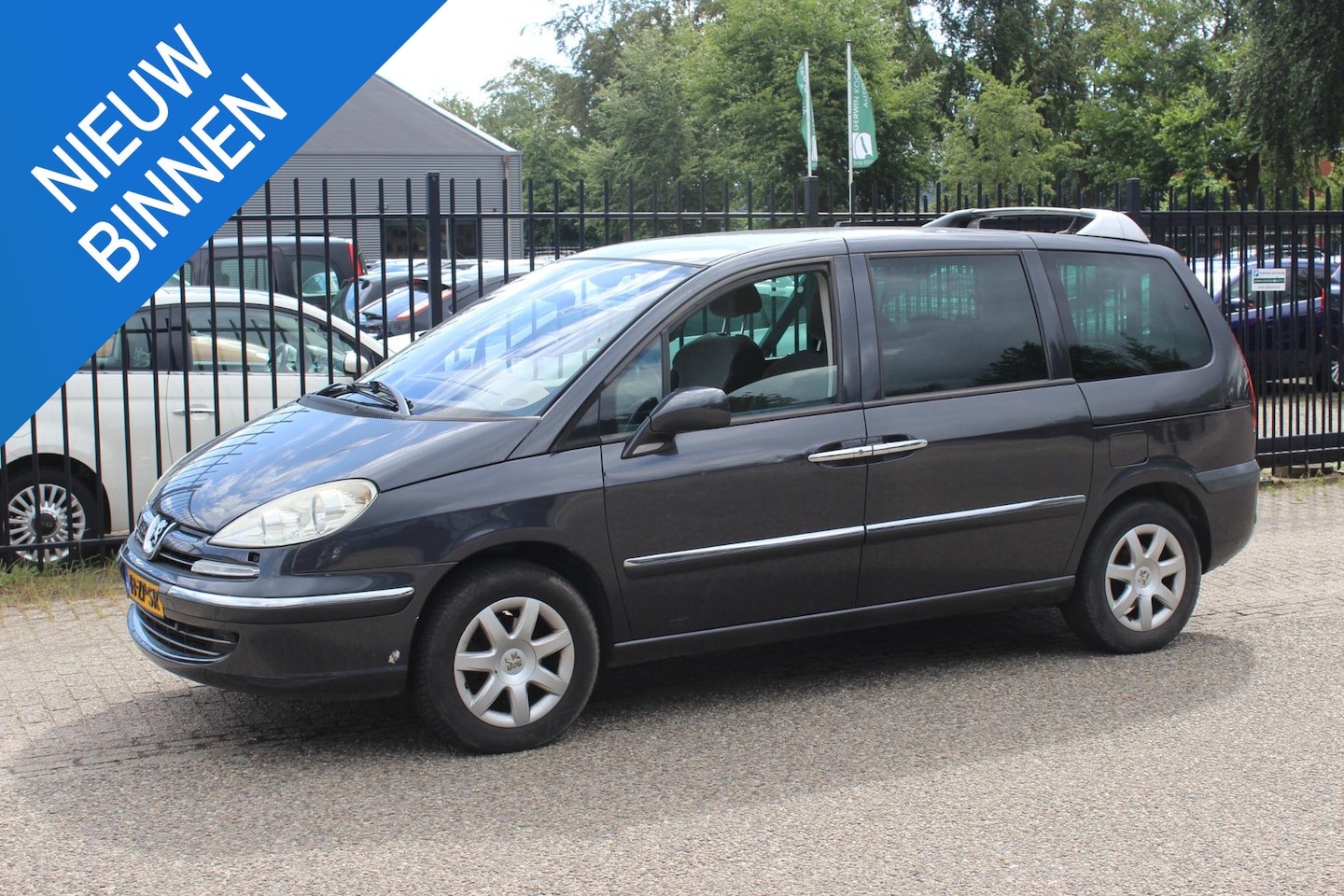 Peugeot 807 - 2.0 ST Navteq on board 2.0 ST Navteq on board - AutoWereld.nl