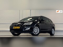 Opel Astra Sports Tourer - 1.4 Turbo Edition Navigatie CruiseControl Allseason Mooi