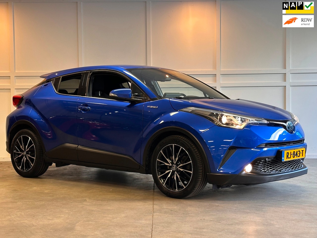 Toyota C-HR - 1.8 Hybrid Dynamic / Camera / Trekhaak / Stoelverwaming - AutoWereld.nl