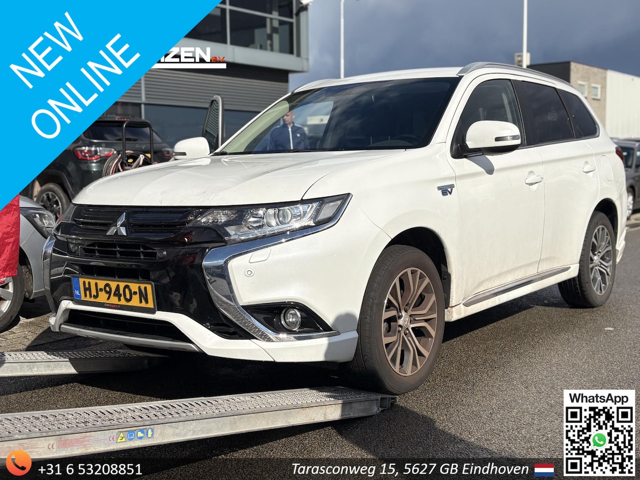 Mitsubishi Outlander - 2.0 PHEV Executive Edition | Leder | Climate | Cruise | Navi | Camera | - AutoWereld.nl