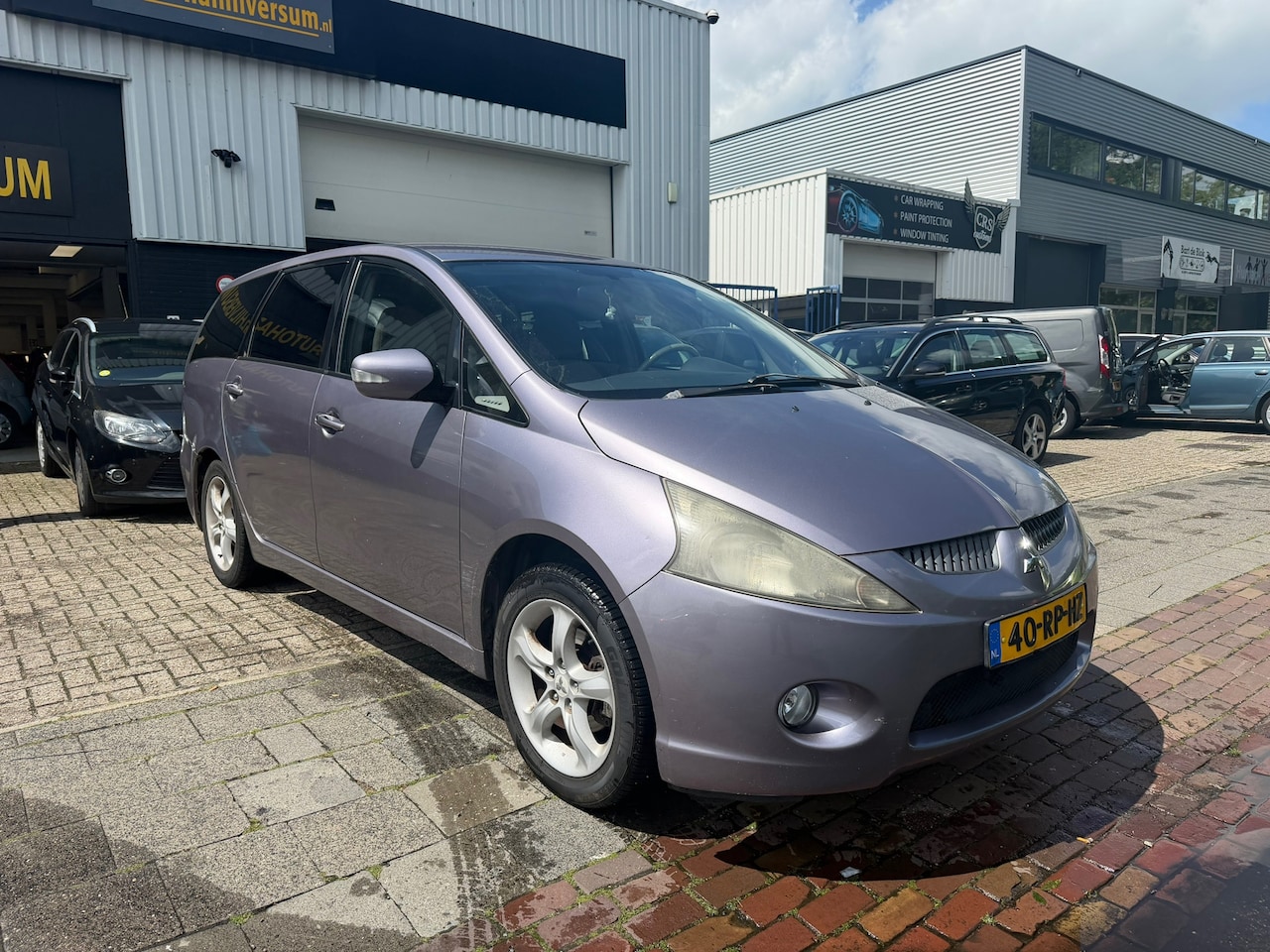 Mitsubishi Grandis - 2.4-16V Intense 6p. 2.4-16V Intense 6p. - AutoWereld.nl