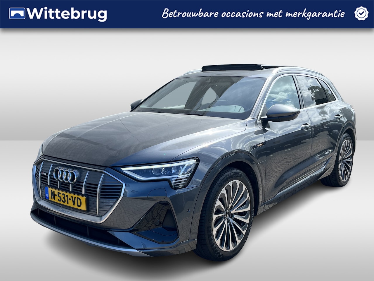Audi e-tron - 55 quattro S edition 95 kWh / 94% SOH/ LUCHTVERING/ 408 PK/ PANO/ 2X S-LINE/ CAMERA/ PARK. - AutoWereld.nl