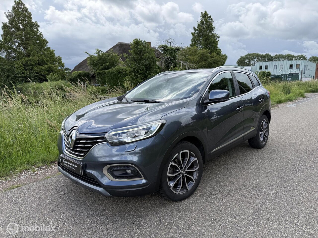 Renault Kadjar - 1.3 TCe Intens / CarPlay / Dodehoek / Camera - AutoWereld.nl