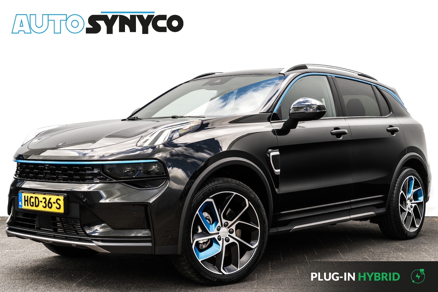 Lynk & Co 01 - 1.5 Plug-in Hybrid 262 Pk I Zwarte hemel I Panoramadak | Stuurverw. | 360 Camera | 20 inch - AutoWereld.nl