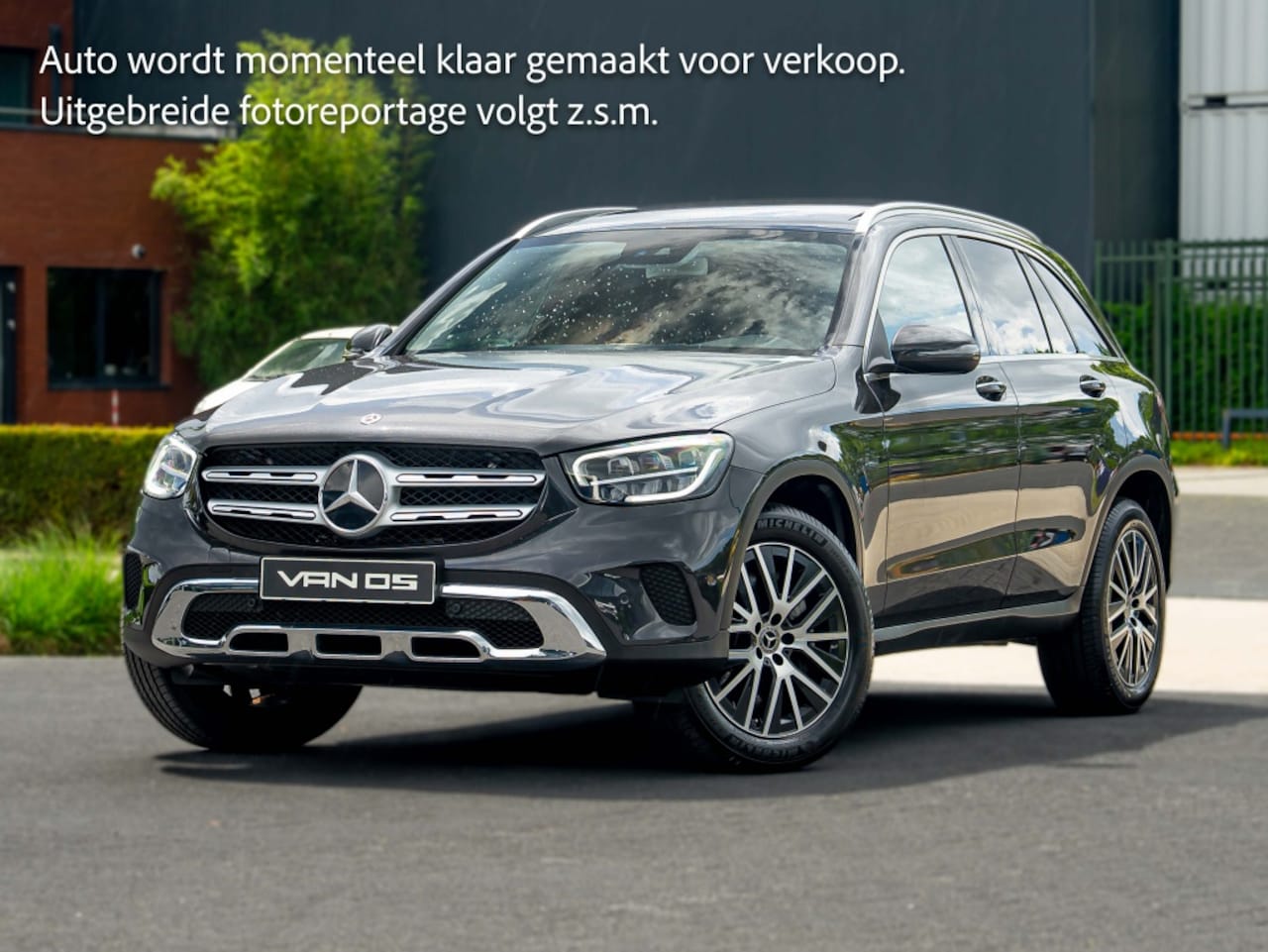 Mercedes-Benz GLC-klasse - GLC 300 e 4Matic | Panorama | Trekhaak | Distrtonic - AutoWereld.nl