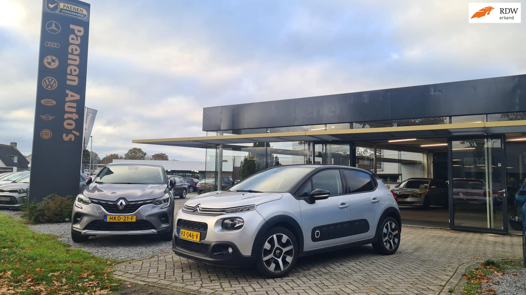 Citroën C3 - 1.2 PureTech S&S Shine 1.2 PureTech S&S Shine, Camera, Cruise, Line assist, Navigatie, Carplay - AutoWereld.nl