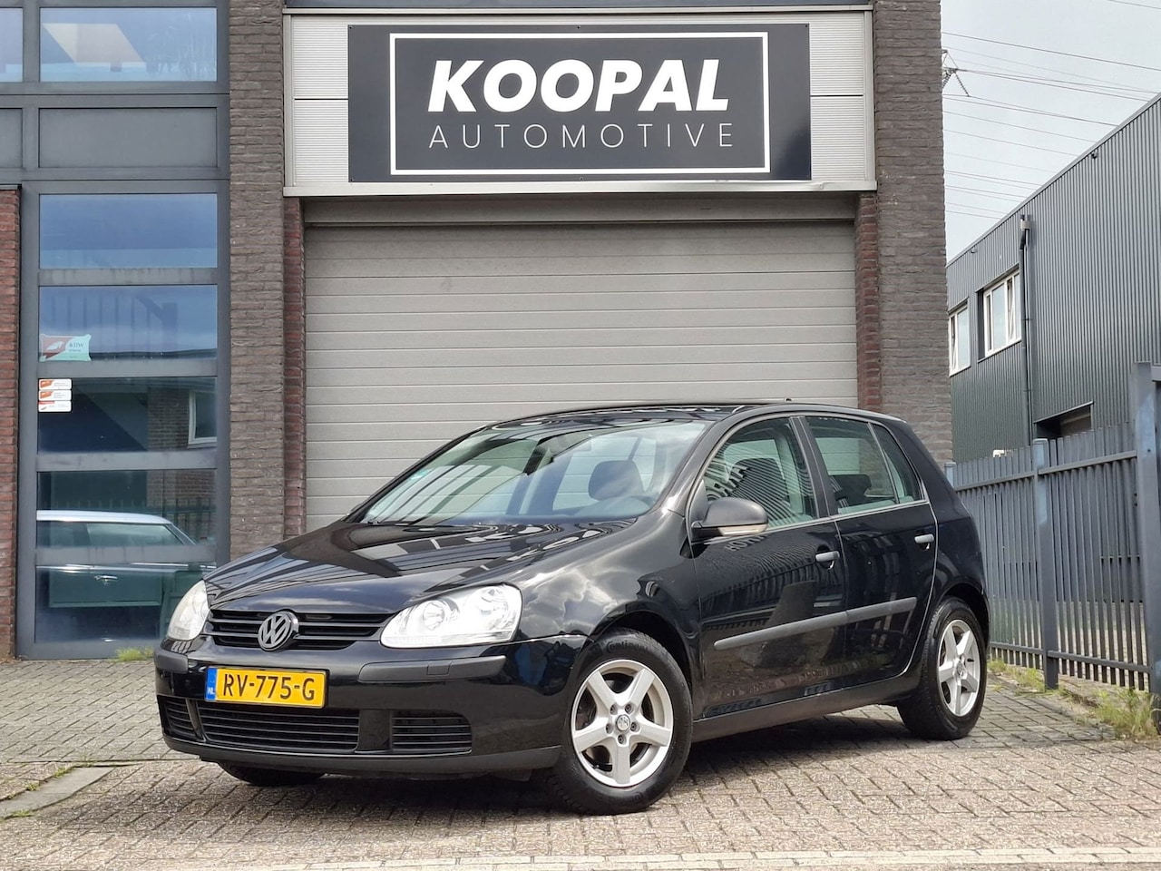 Volkswagen Golf - 1.4 Trendline | Airco | Stoelverwarming - AutoWereld.nl