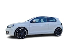 Volkswagen Golf - 1.2 TSI STYLE Bluem. Climate en Cruise Navigatie Schuifak 18LM