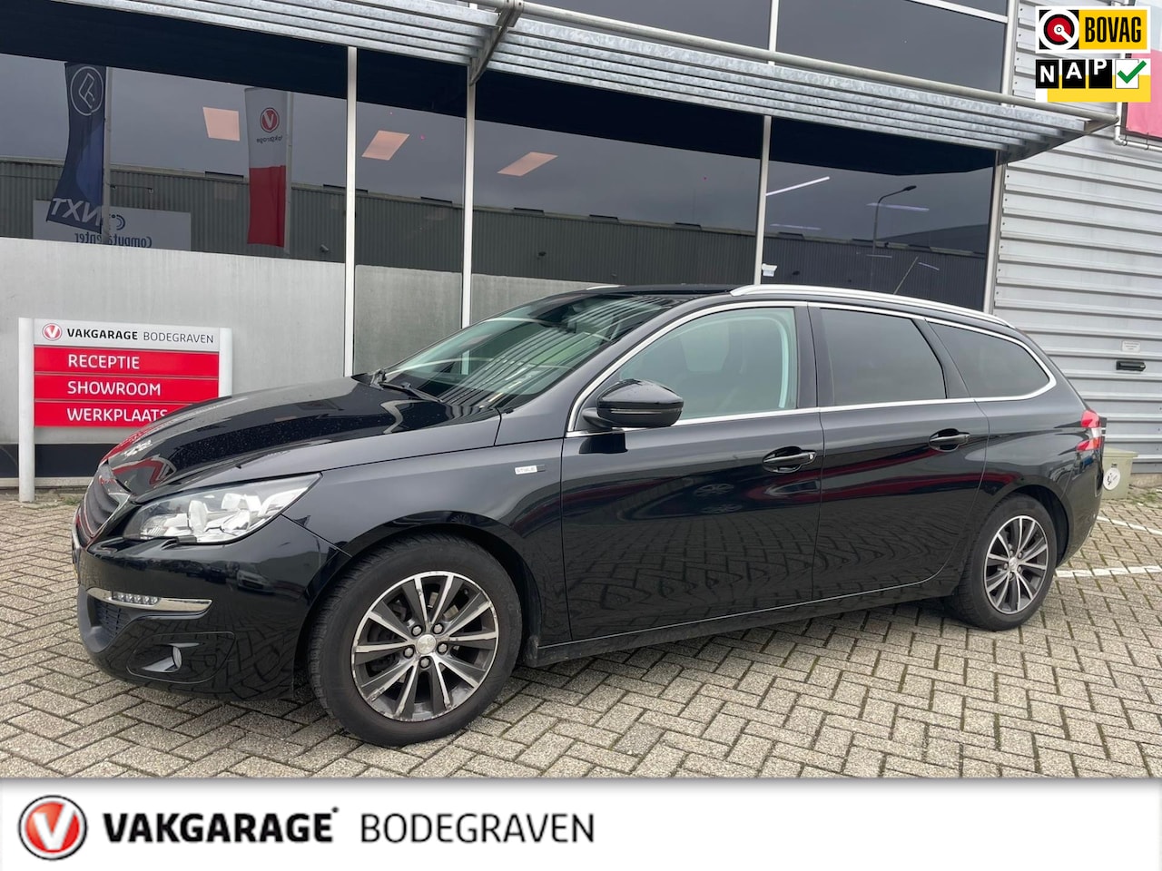 Peugeot 308 SW - 1.2 PureTech Style / navigatie - AutoWereld.nl