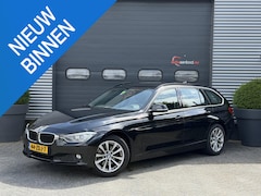 BMW 3-serie Touring - 320d Upgrade Edition | Navigatie | Lederen Bekleding | Airco | Lichtmetalen Velgen |