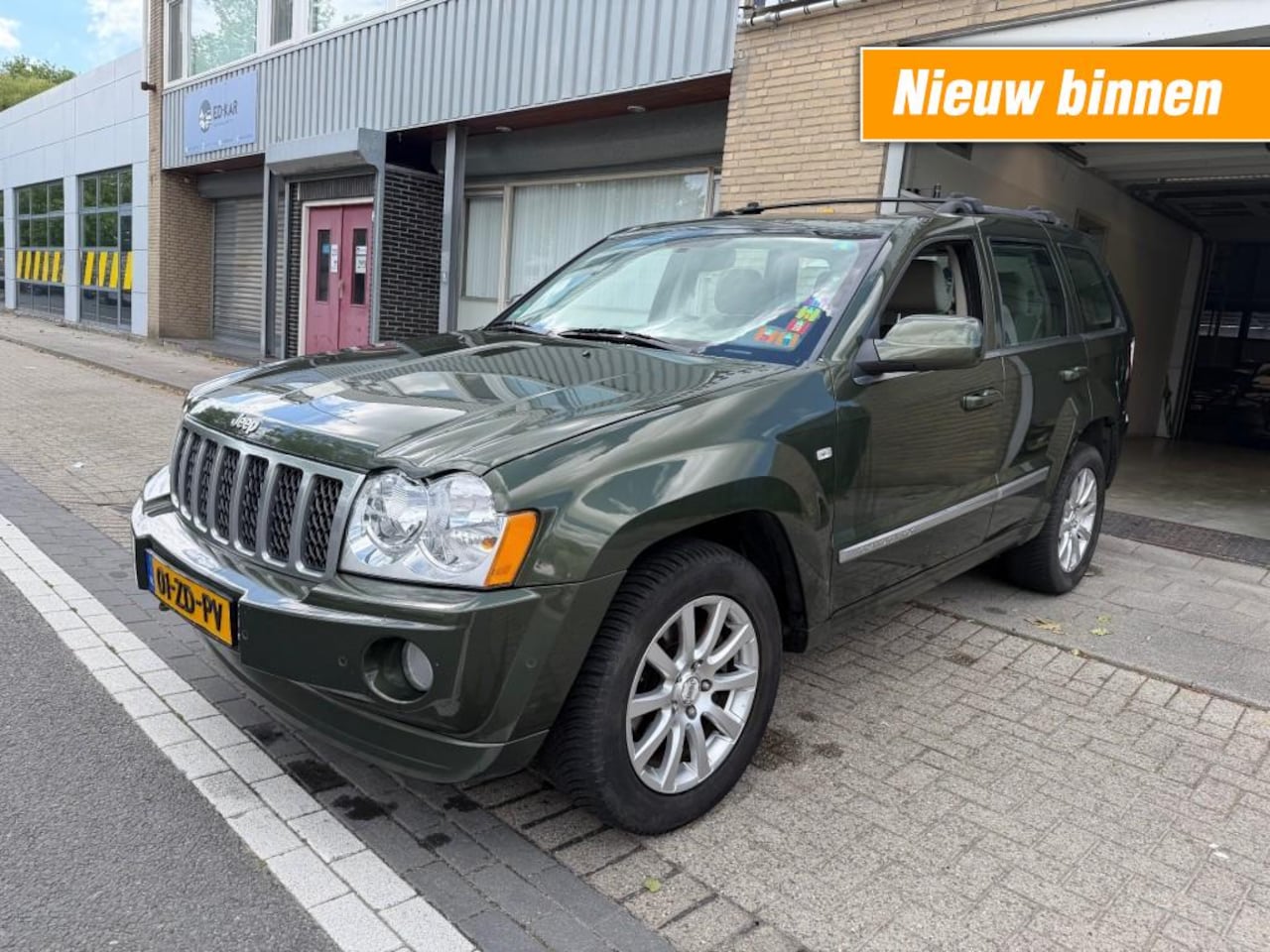 Jeep Grand Cherokee - 3.0 V6 CRD Overland LEER NAVI CAMERA - AutoWereld.nl