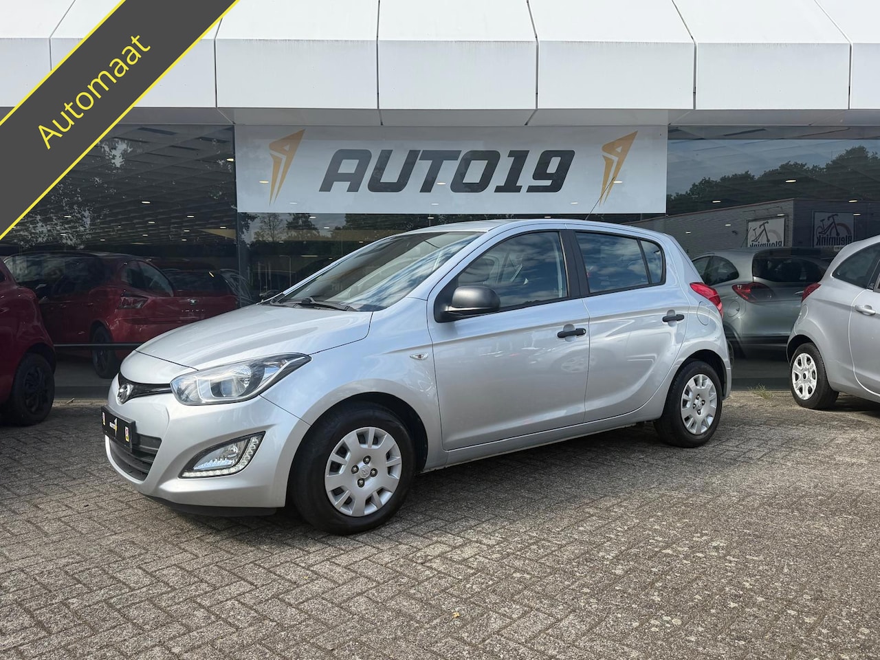 Hyundai i20 - 1.4i i-Motion Automaat - AutoWereld.nl