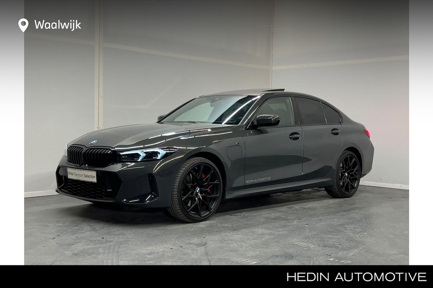 BMW 3-serie - 330e | 20" M Performance styling 795M | M Sportpakket Pro | Innovation Pack | Schuifdak | - AutoWereld.nl