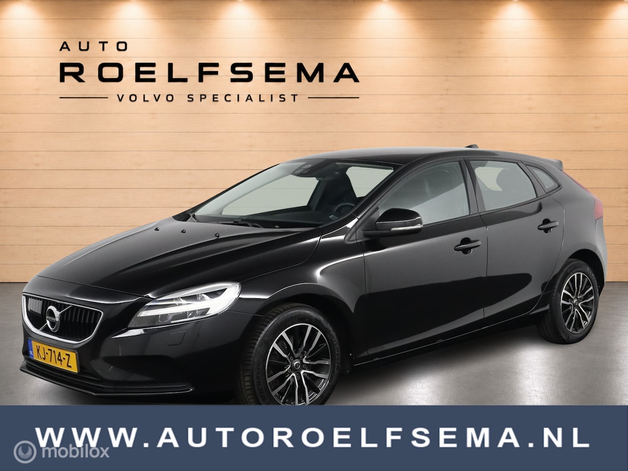 Volvo V40 - 2.0 T3 Momentum|Trekhaak|adap cruise control |bliss|Stoelverwarming - AutoWereld.nl