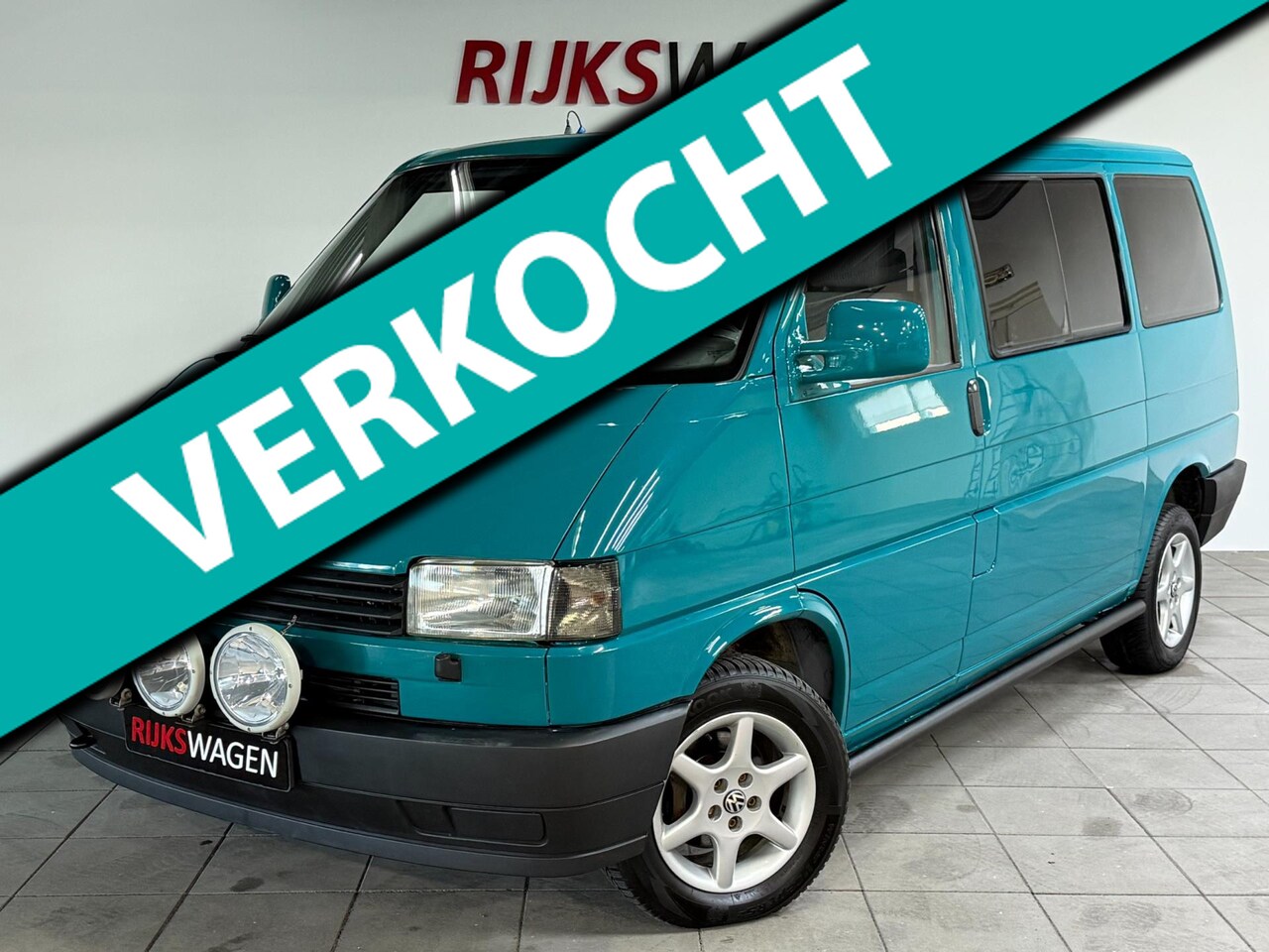 Volkswagen Transporter Caravelle - CL 2.5 Benzine/Automaat/Airco - AutoWereld.nl