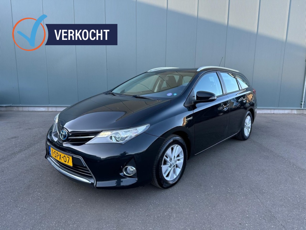 Toyota Auris Touring Sports - 1.8 Hybr. Aspiration CAMERA | ONDERHOUDSBOEKJE ! - AutoWereld.nl