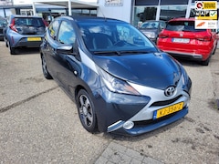 Toyota Aygo - 1.0 VVT-i x-clusiv Cabriodak