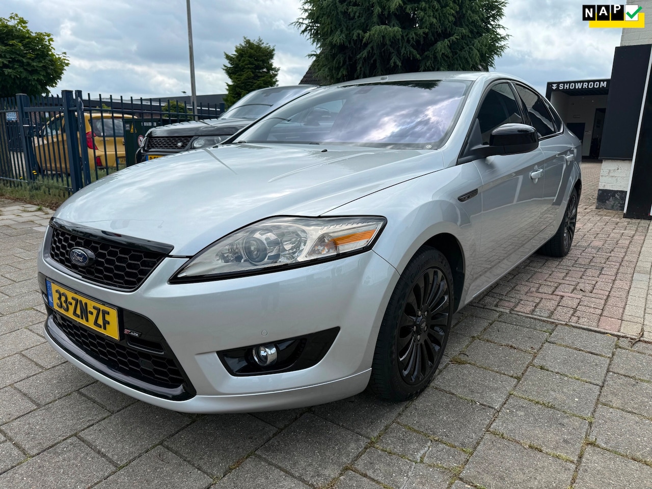 Ford Mondeo - 2.0-16V Titanium | Airco/Clima | Carplay | Camera - AutoWereld.nl