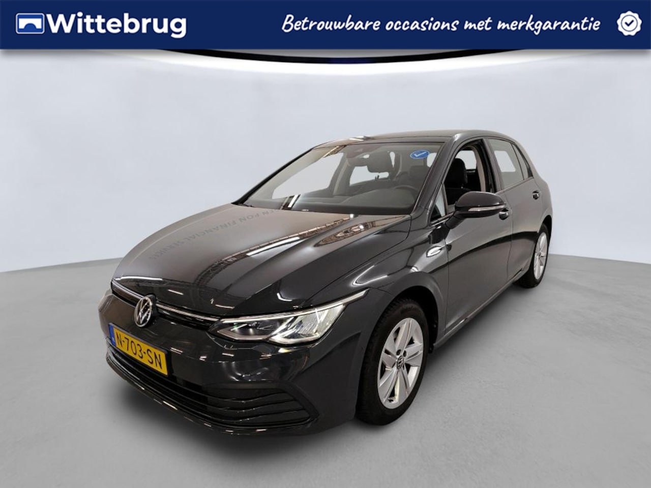 Volkswagen Golf - 1.0 eTSI 110pk Life / App-Connect / LED / LM 16'' / Parkeersensoren - AutoWereld.nl