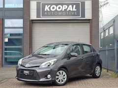 Toyota Yaris - 1.5 Full Hybrid Aspiration | Trekhaak | Camera | Dealer Onderhouden