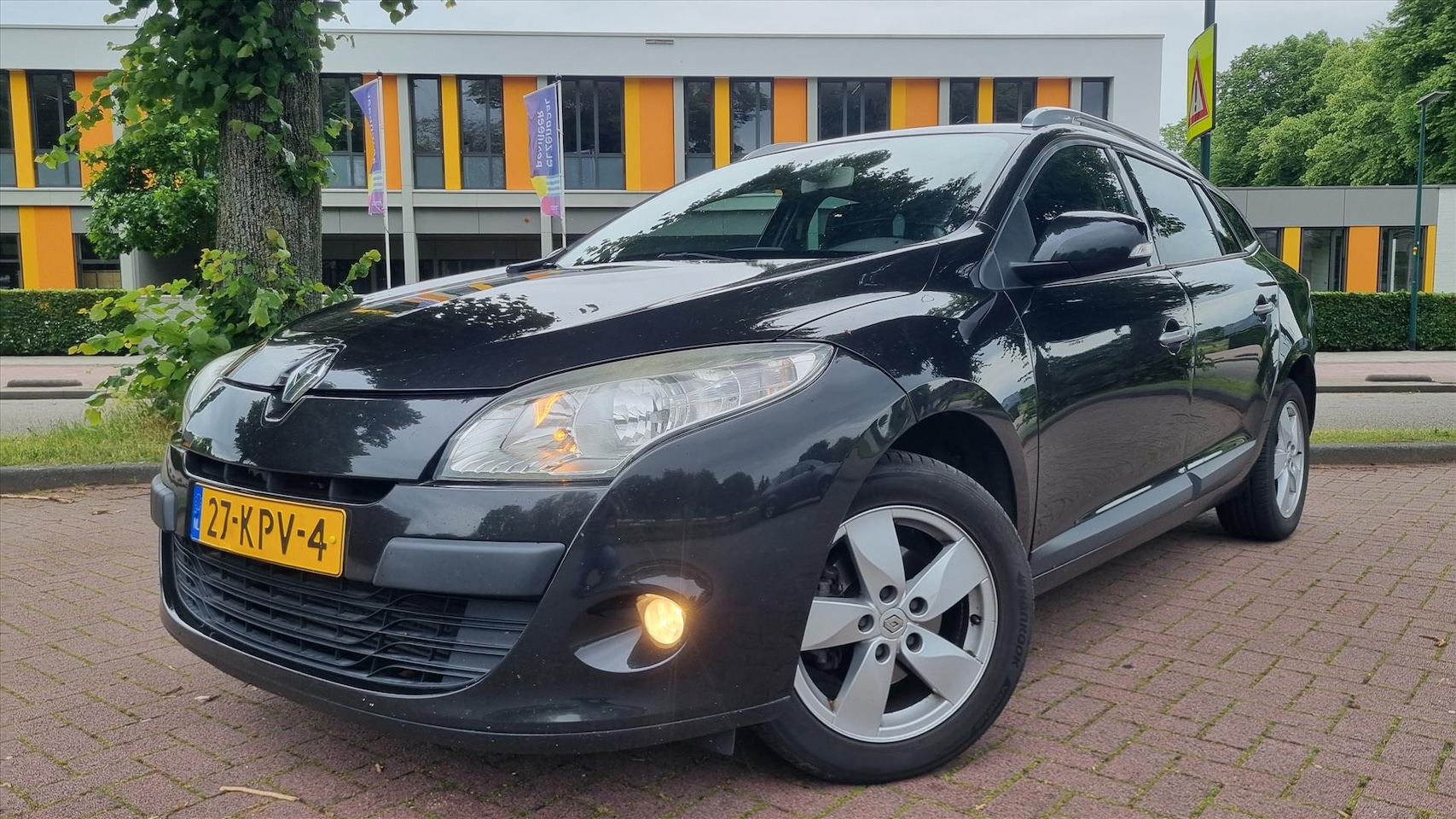 Renault Mégane - 1.4 TCe 130 pk Navi/ Clima/ Cruise - AutoWereld.nl