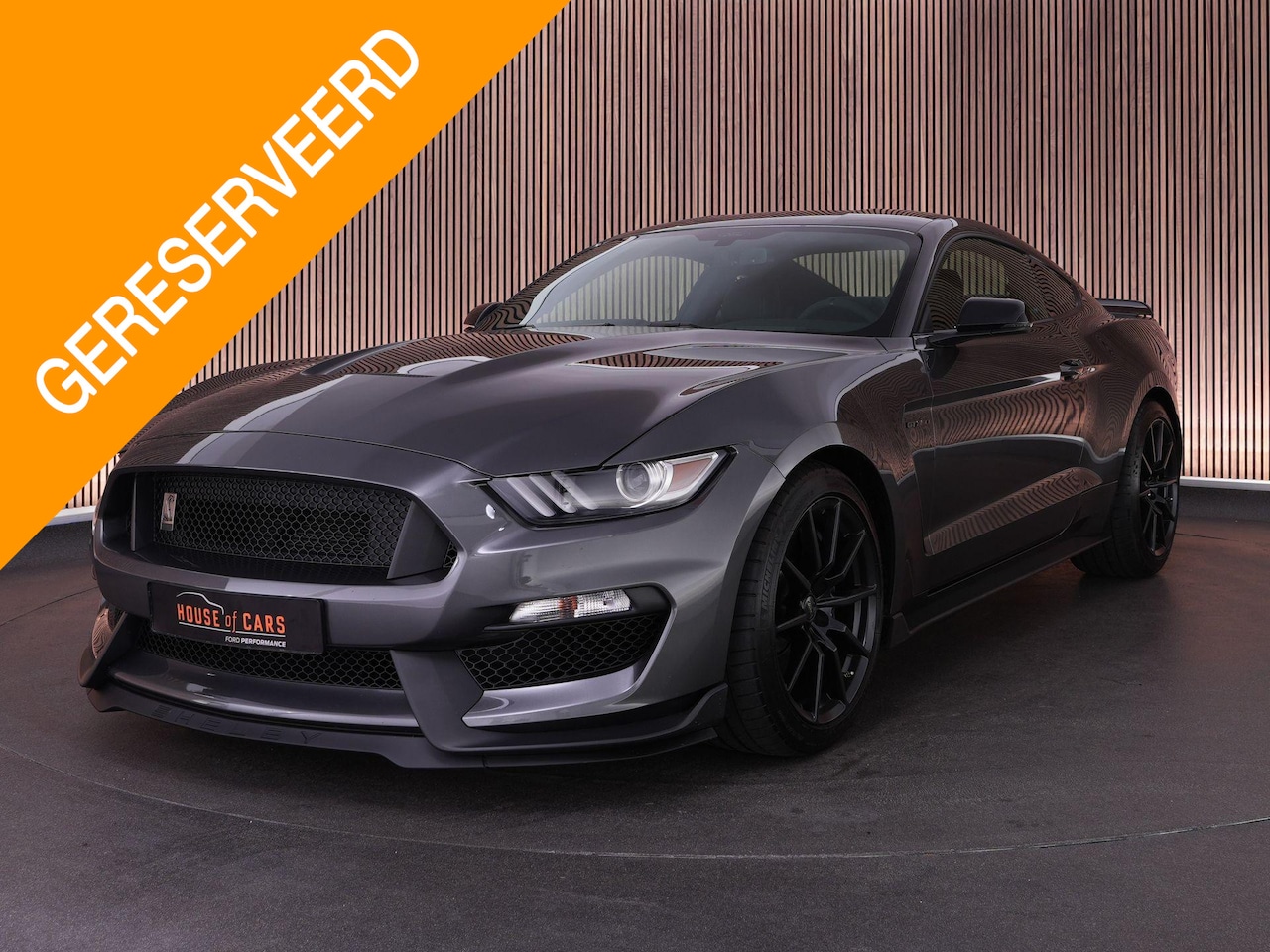 Ford Mustang - Shelby GT350 5.2 533pk V8 |clean Carfax|volledige documentatie|Apple Carplay|stoelventilat - AutoWereld.nl