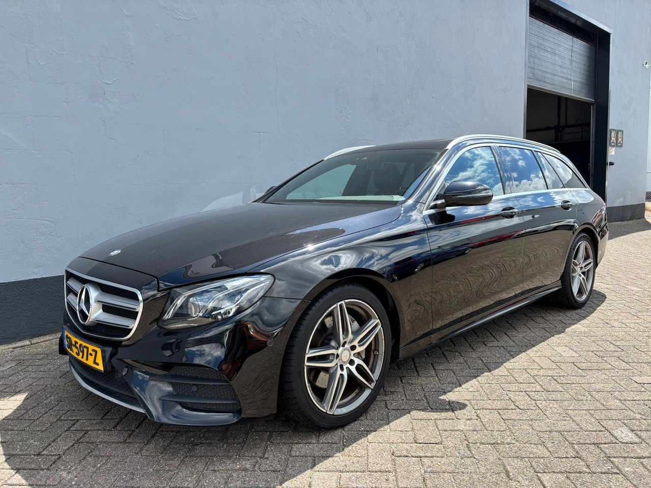 Mercedes-Benz E-klasse Estate - 250 Premium Plus AMG - Pano - AutoWereld.nl