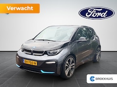 BMW i3 - S iPerformance 94Ah 33 kWh | Pano | Trekhaak | SOH 90% | zeer netjes |
