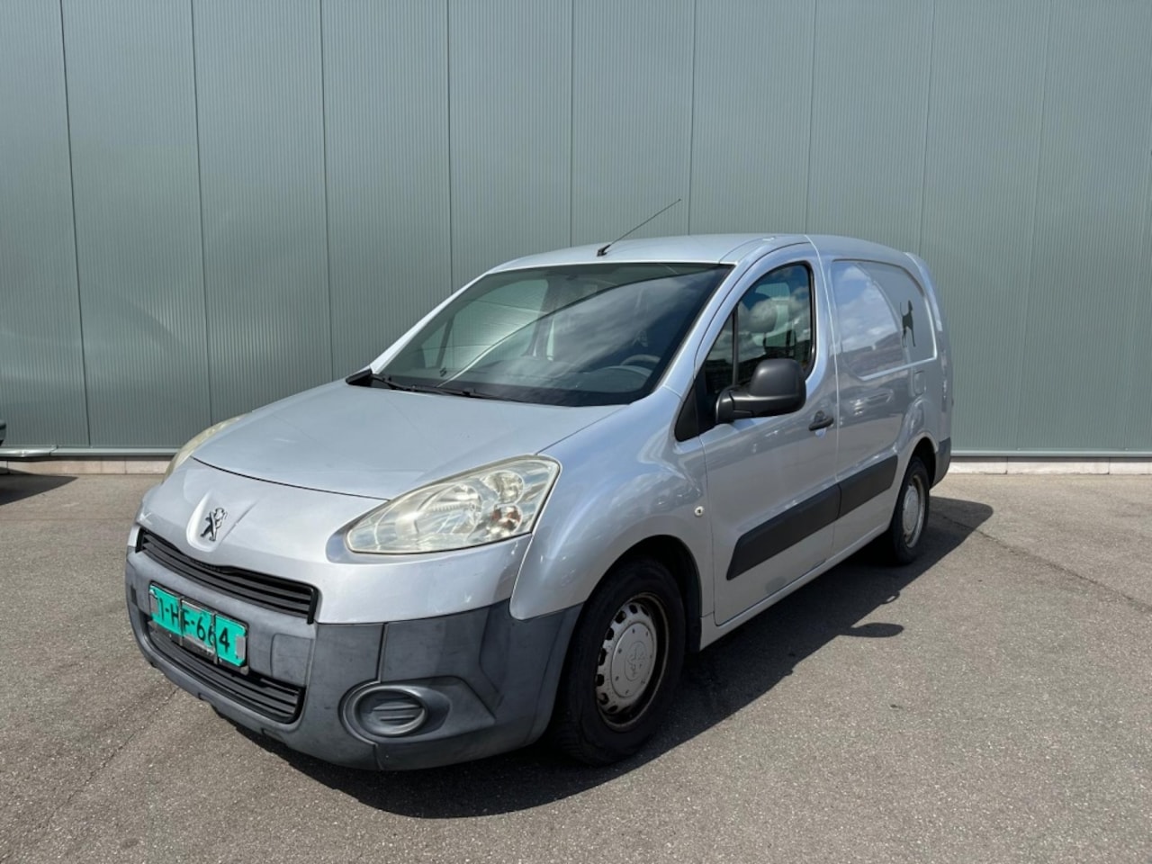 Peugeot Partner - L1 3 ZITS | AIRCO | BELGISCHE VOERTUIG ! - AutoWereld.nl