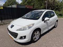 Peugeot 207 - 1.6 VTi Première Navi/Cruise/Clima/PDC