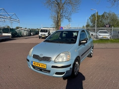 Toyota Yaris - 1.0 VVT-i Idols