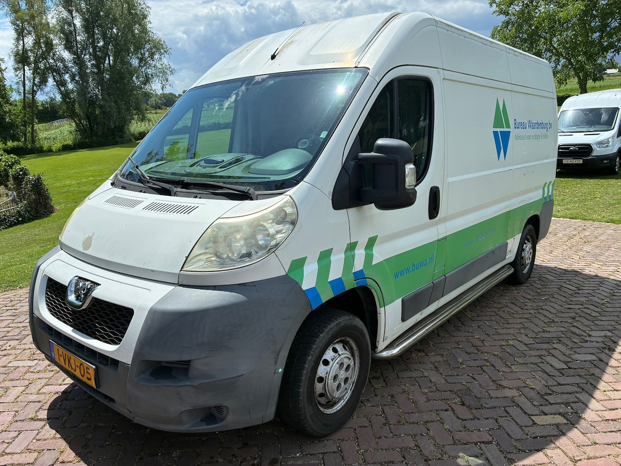 Peugeot Boxer - 330 2.2 HDI L2H2 330 2.2 HDI 120pk L2H2 - AutoWereld.nl