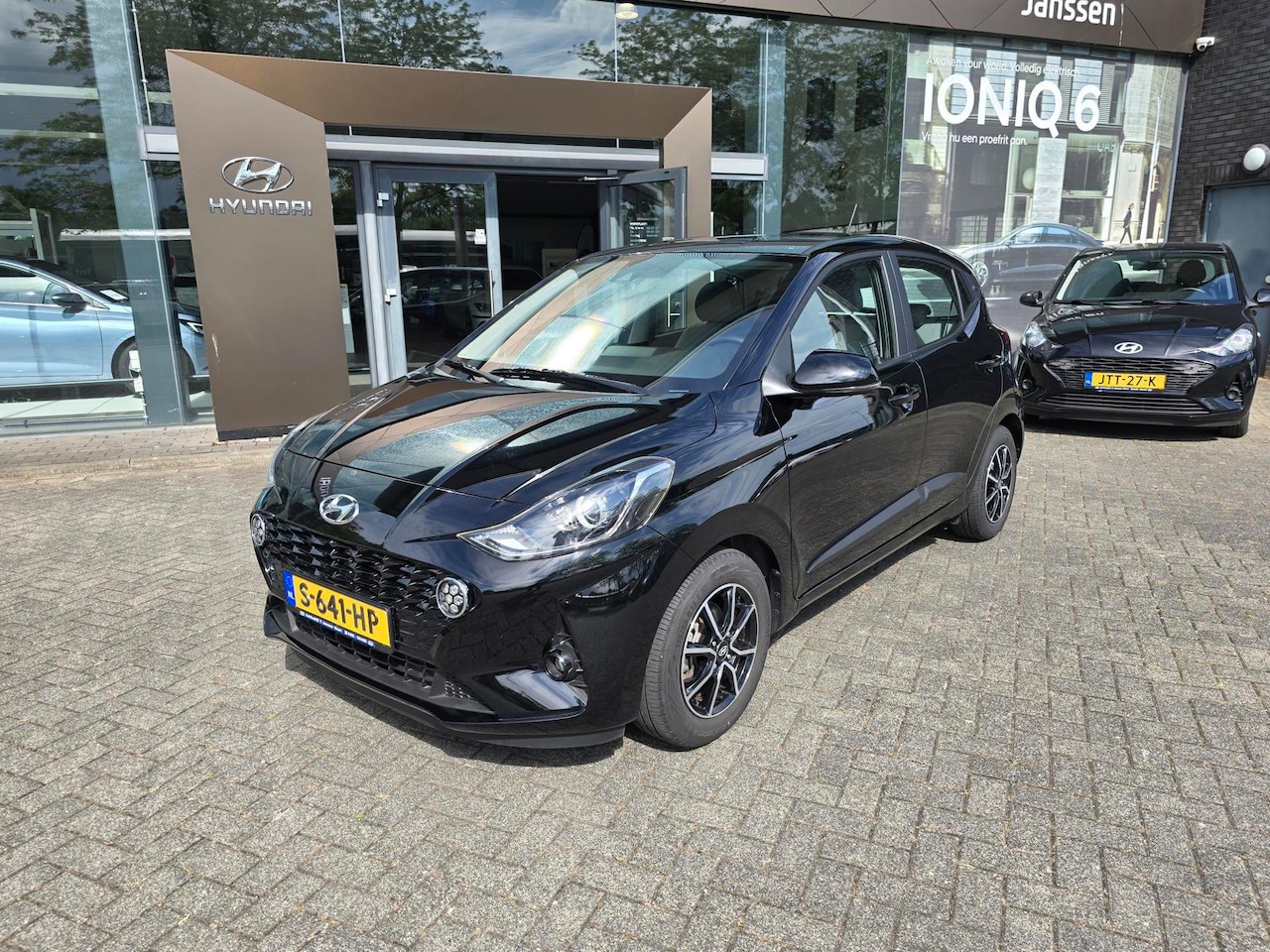 Hyundai i10 - 1.0 Premium 1e eig/NL-auto - AutoWereld.nl