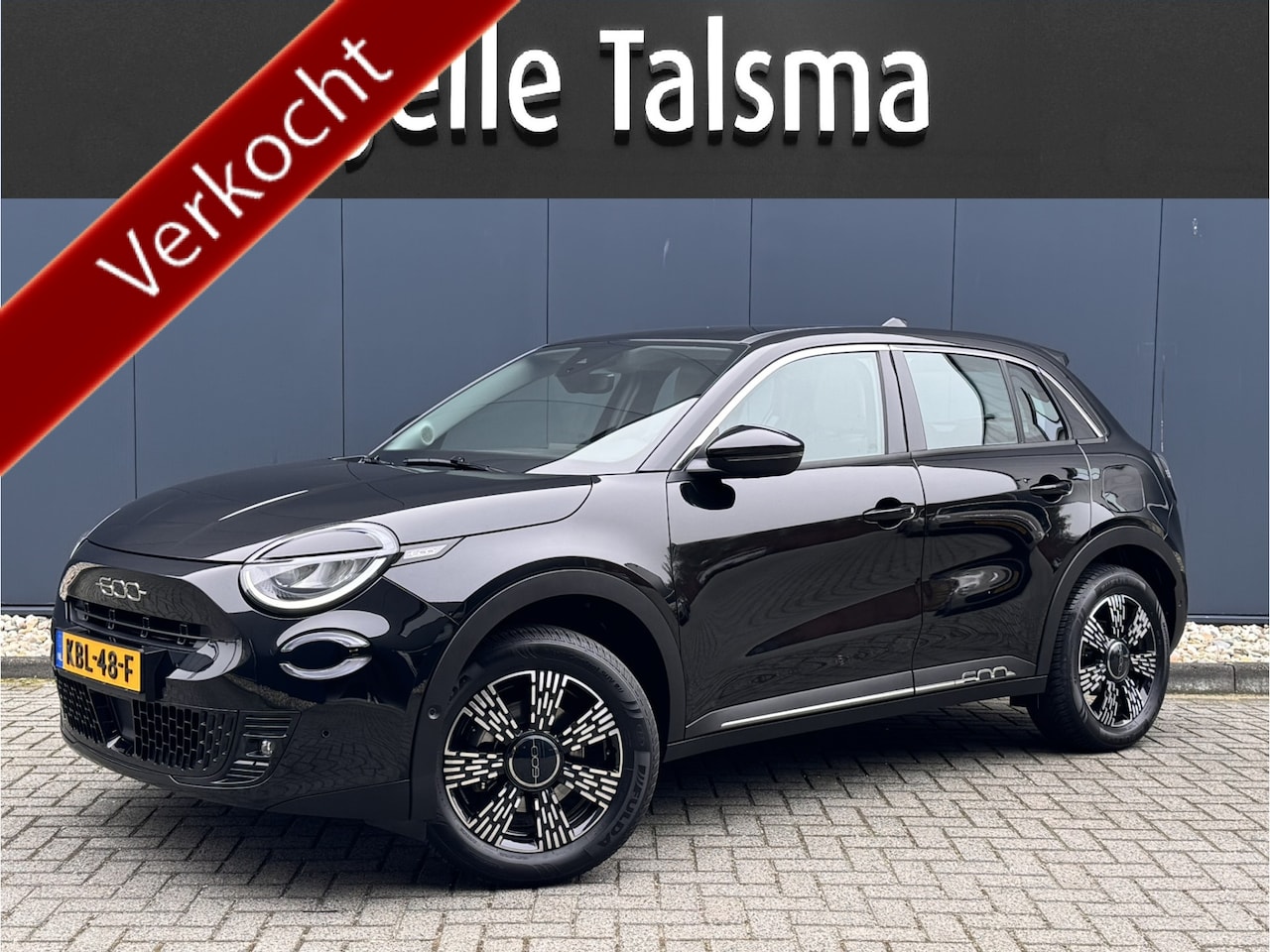 Fiat 600 - 1.2 Hybrid Urban | Automaat | LED | Camera | Carplay | Cruise control | Schakelpaddles - AutoWereld.nl