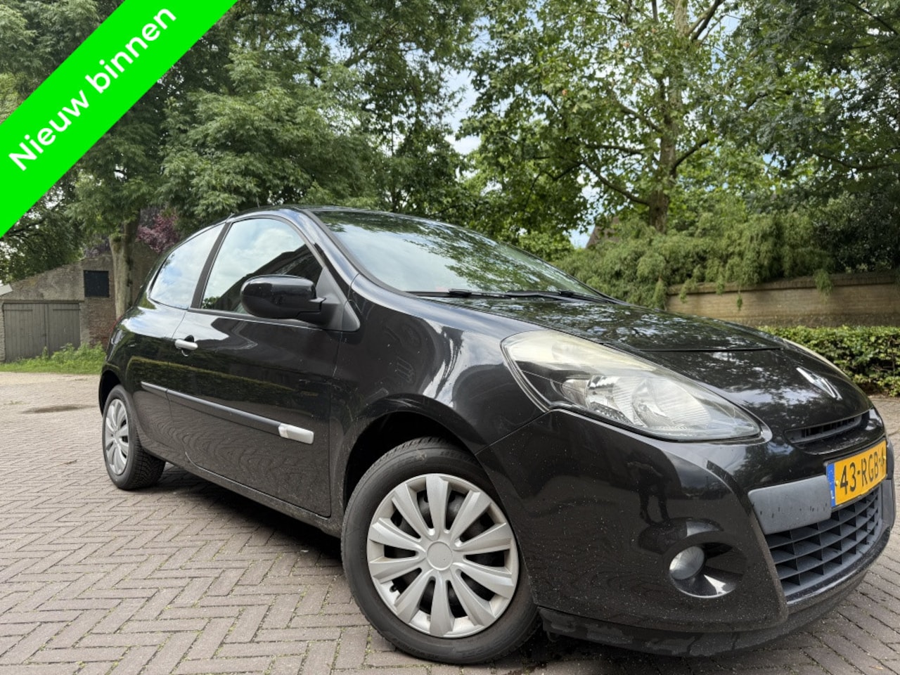 Renault Clio - 1.5 dCi Navigatie|Cruise|Clima - AutoWereld.nl