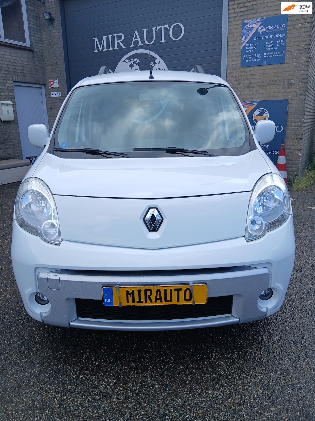 Renault Kangoo Family - 1.6-16V Authentique 1.6-16V Authentique - AutoWereld.nl
