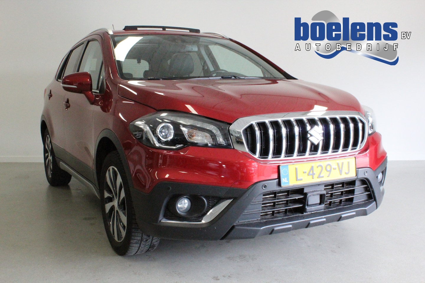 Suzuki S-Cross - 1.4 Boosterjet Style Smart Hybrid | PANO-DAK | NAVI | AFN-TRHAAK | LED | STOEL-VERW | DAB - AutoWereld.nl
