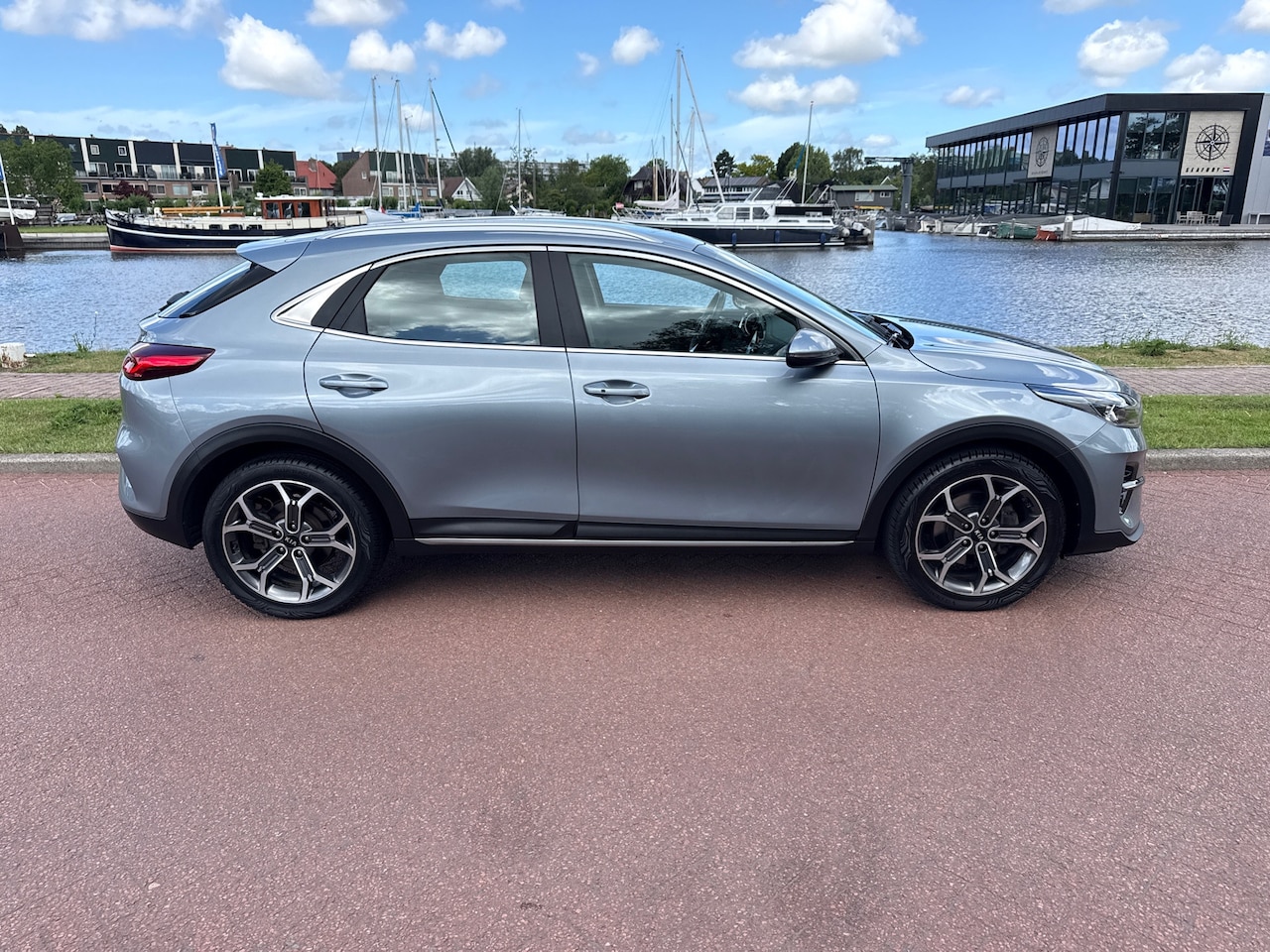 Kia XCeed - 1.5 T-GDI MHEV ExecutiveLine 1.5 T-GDI MHEV ExecutiveLine - AutoWereld.nl
