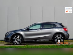 Mercedes-Benz GLA-Klasse - 250 4Matic /// AMG - Edition 1 /// Alcantra/Leer / Dealer-Oh /
