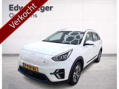 Kia e-Niro - DynamicLine 64 kWh | SOH 100% | 3 Fase laden | Apple Carplay/Android | Warmtepomp | Cruise