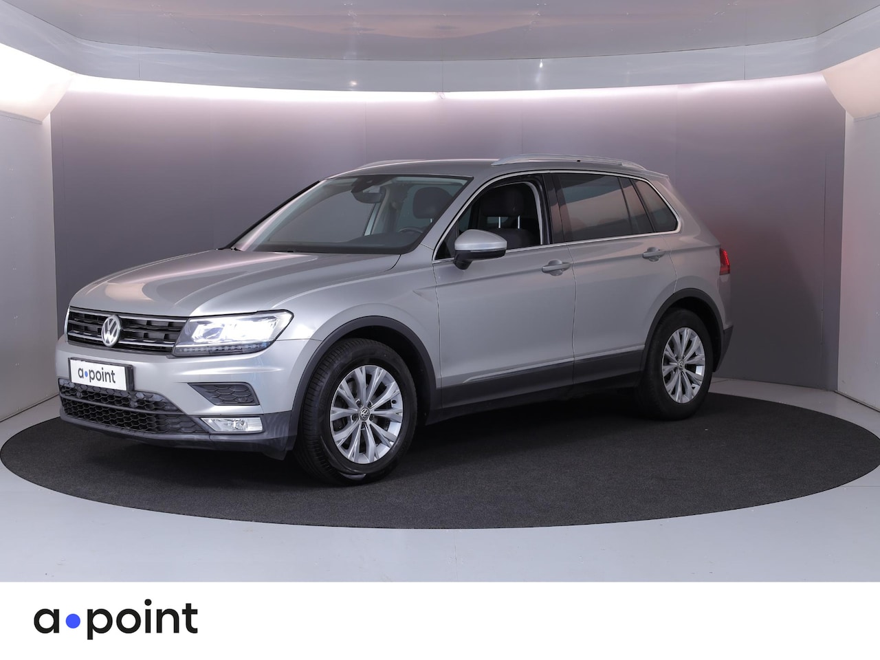 Volkswagen Tiguan - 1.4 TSI ACT Connected Series 150pk 6bak| Navigatie| 17'LM-velgen| LED - AutoWereld.nl